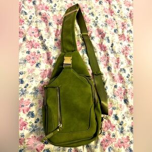 Antika Kraft crossbody bag - brand new/never been used. Super cute and versatile